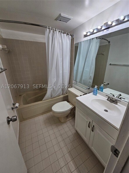 Building Photo - 1276 SW 113th Terrace
