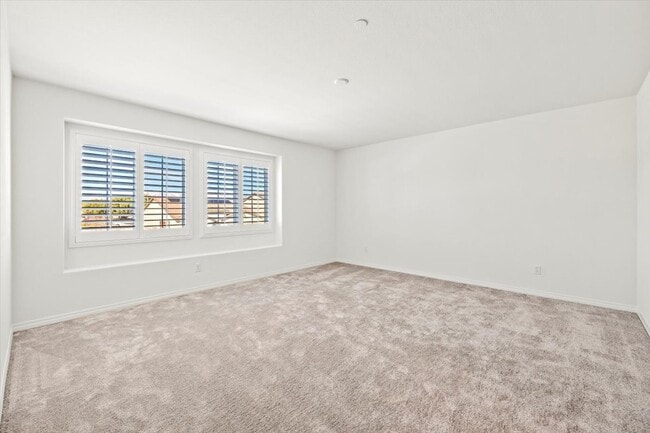 Building Photo - 5547 Lasso Dr