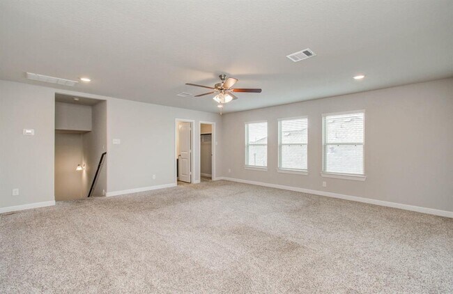 Building Photo - 2442 Wembley Way