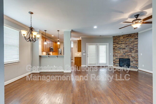 Building Photo - 301 Pennystone Cir