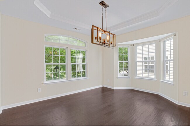 Building Photo - 9329 Lenox Pointe Dr