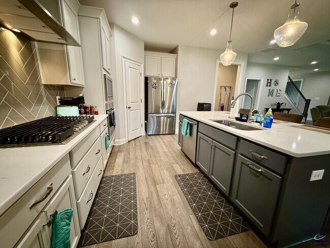 Building Photo - 404 Bella Notte Cir
