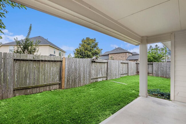 Building Photo - 25227 Ginger Ranch Dr