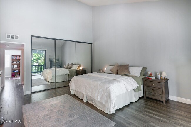 Building Photo - 21901 Burbank Blvd