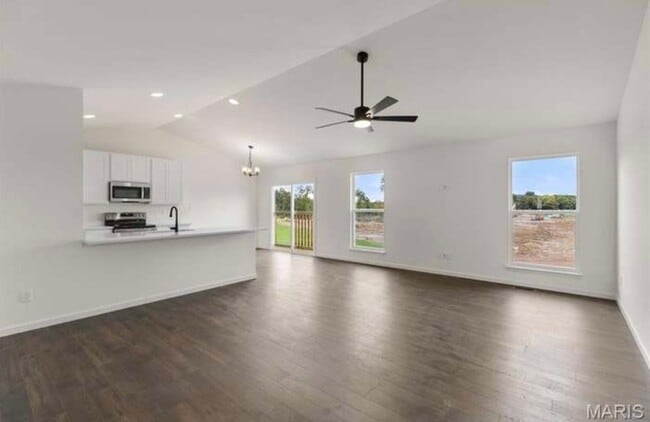 Building Photo - 408 Honor Hill Dr