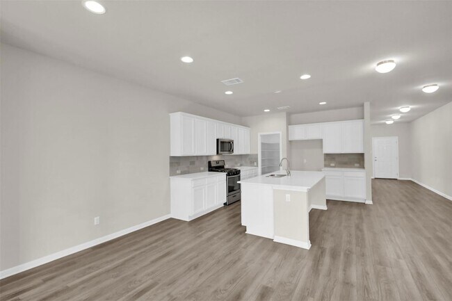 Building Photo - 1829 Chickasaw Run