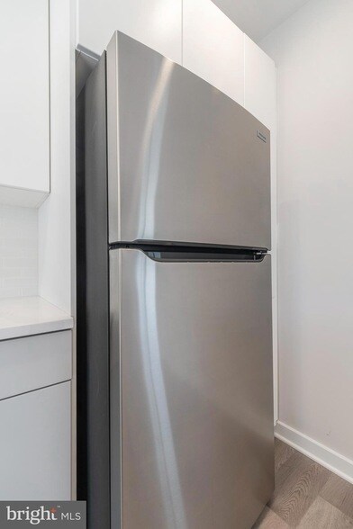 Building Photo - 3449 Scotts Ln