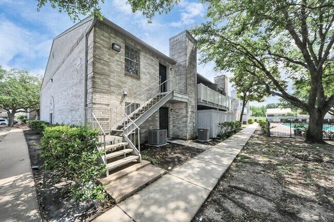 Primary Photo - 10757 Braes Bend Dr