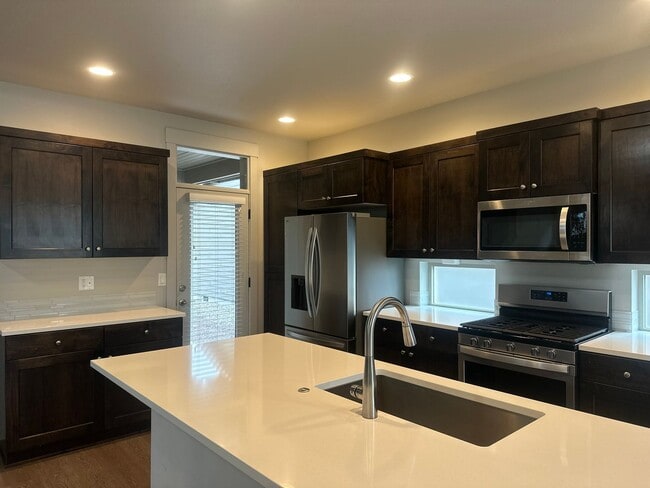 Building Photo - 51927 Lumberman Ln