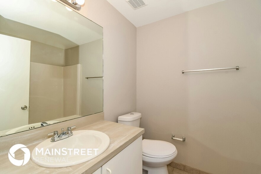 Building Photo - 7336 Lawn Tennis Ln