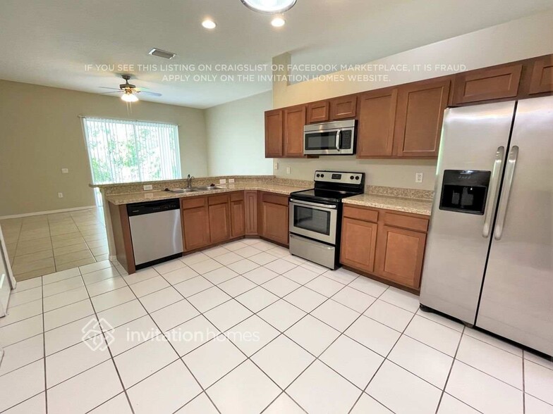 Building Photo - 25150 Conestoga Dr