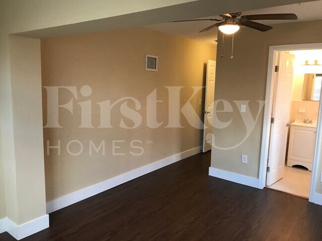 Building Photo - 1420 NW 176th Terrace