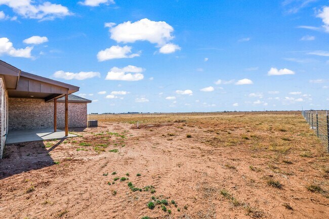 Building Photo - Country Living In Roosevelt ISD!