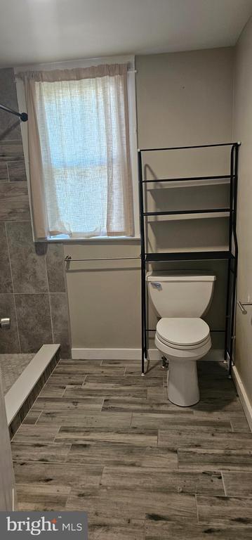 Building Photo - 2912 Hillcrest Ave