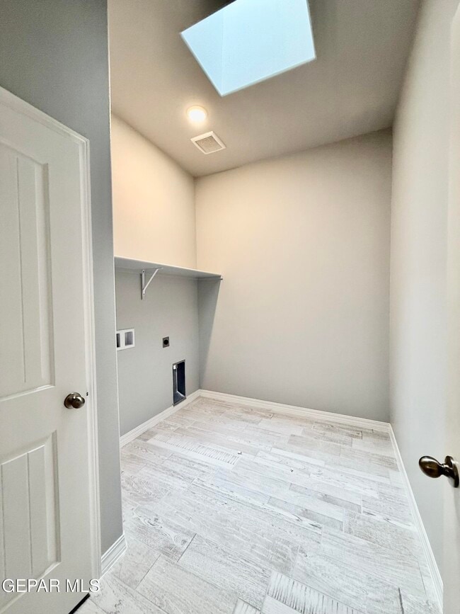 Building Photo - 15136 Ambition Ave