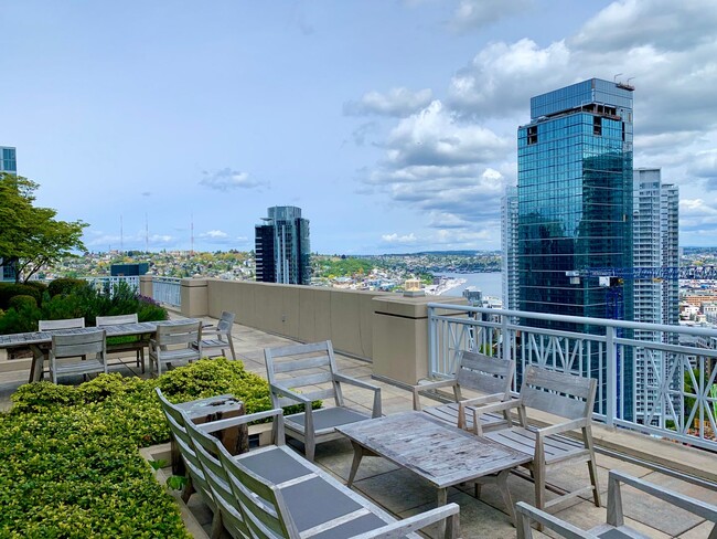 Building Photo - Cosmopolitan Condominiums ~ South Lake Union