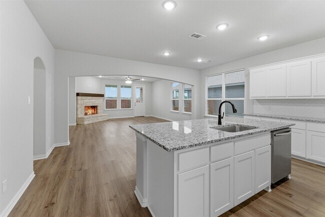 Building Photo - 1329 Frio Dr