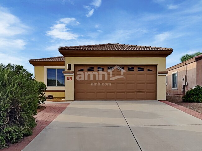 Building Photo - 174 E Corte Rancho Centro