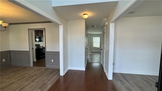 Building Photo - 1469 Dillard Heights Dr