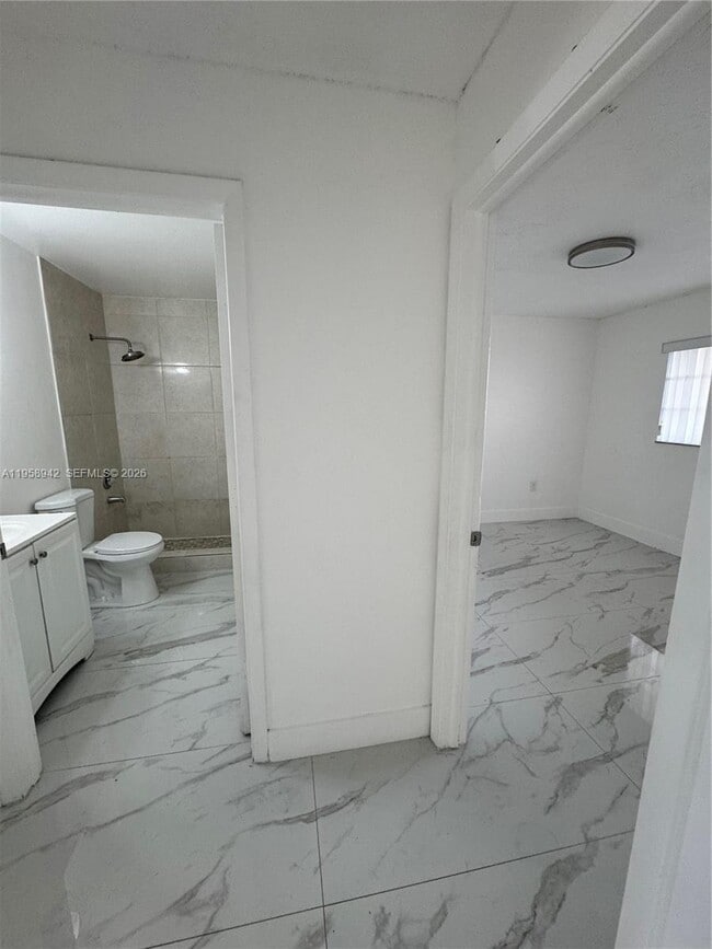 Building Photo - 8851 NW 119th St