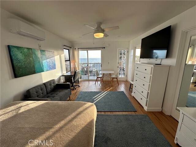 Building Photo - 2127 S Coast Hwy