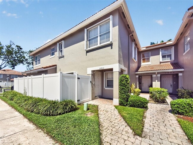 Building Photo - 5405 SW 125th Terrace