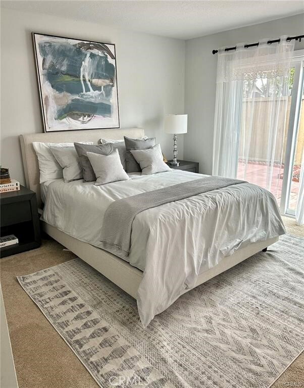 Building Photo - 35 Smokestone