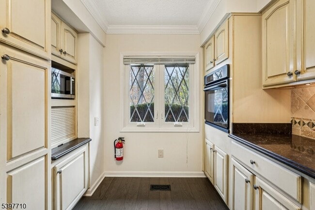 Building Photo - 1 Dorado Dr