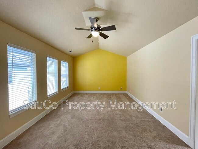 Building Photo - 12766 NW Bayonne Ln