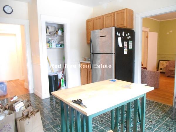 Building Photo - 40 Orchard Rd