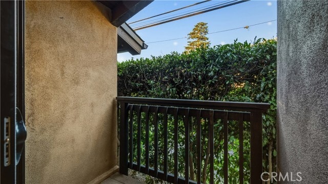 Building Photo - 2101 Glenneyre St