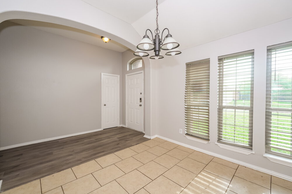 Building Photo - 9324 Cynthia Ct