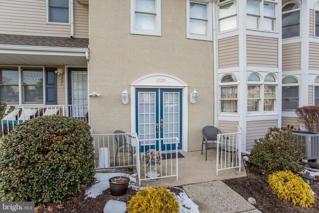 Building Photo - 1529 Margaret Ct