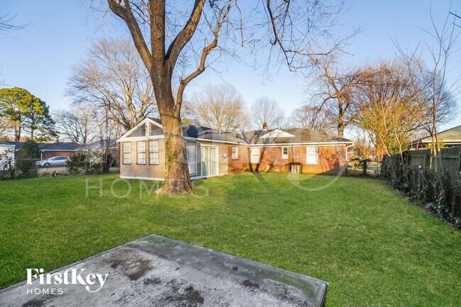 Building Photo - 1569 Marcia Rd