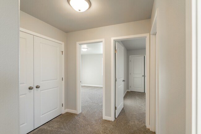 Building Photo - 3615 33rd St S