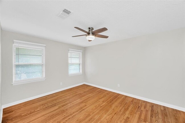 Building Photo - 3519 Westridge St
