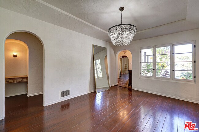 Building Photo - 6630 Colgate Ave