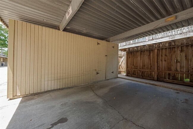 Building Photo - 887 Wax Myrtle Ln