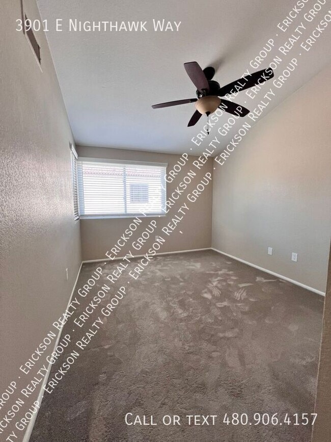 Building Photo - 3901 E Nighthawk Wy