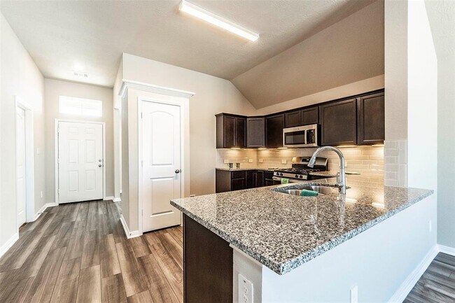 Building Photo - 8224 Tourmaline Wy