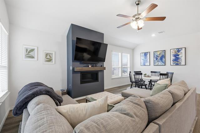 Building Photo - 4003 Cribbing Trl