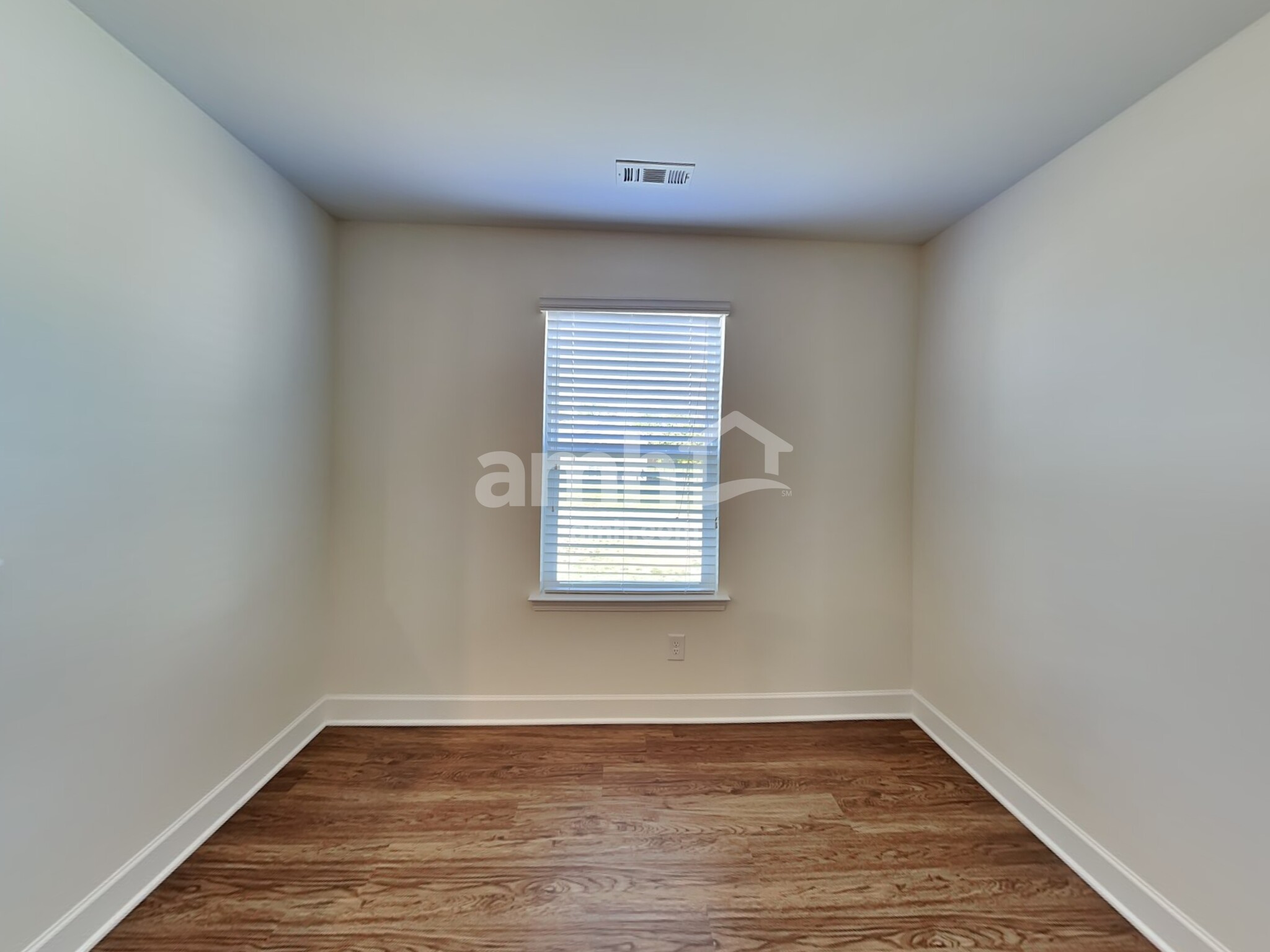 Building Photo - 601 Drema Ct