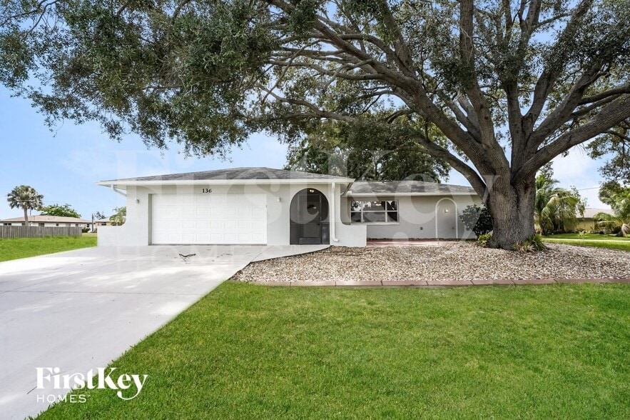 Primary Photo - 136 Sunnyside St NW