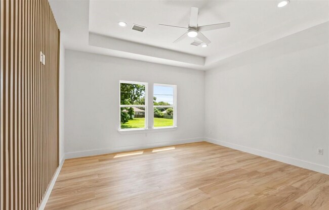 Building Photo - 8323 Observatory St