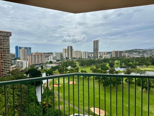 Building Photo - Golf course and Ocean Views  from this 3 bedroom 2 bath condo!