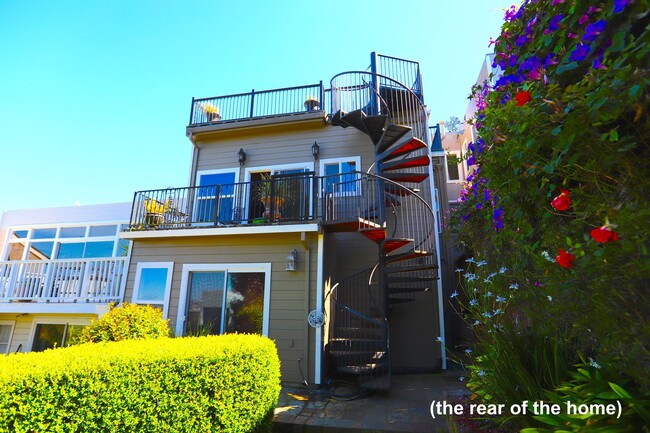 Building Photo - Noe Valley: Italianesque Three Level Home ...