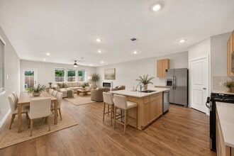 Building Photo - 28126 Meadowlark Sky Dr