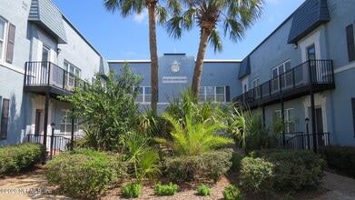 Building Photo - 1935 San Marco Blvd