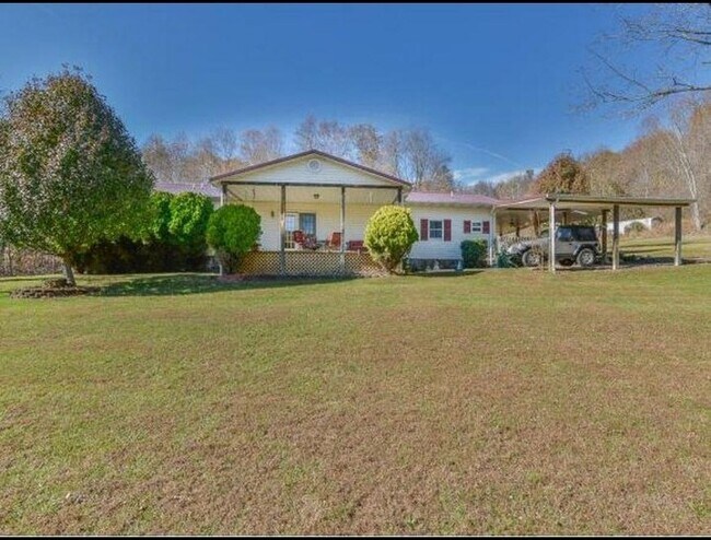 Building Photo - 492 Olinger Dr