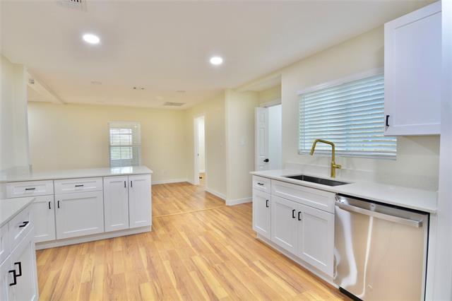 Building Photo - 2605 1st St